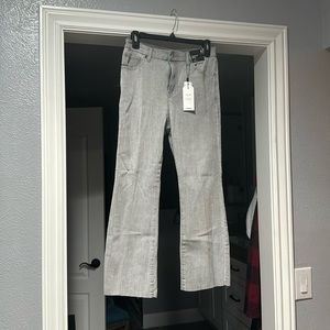 Express cropped flare high rise flexx jeans. NWT